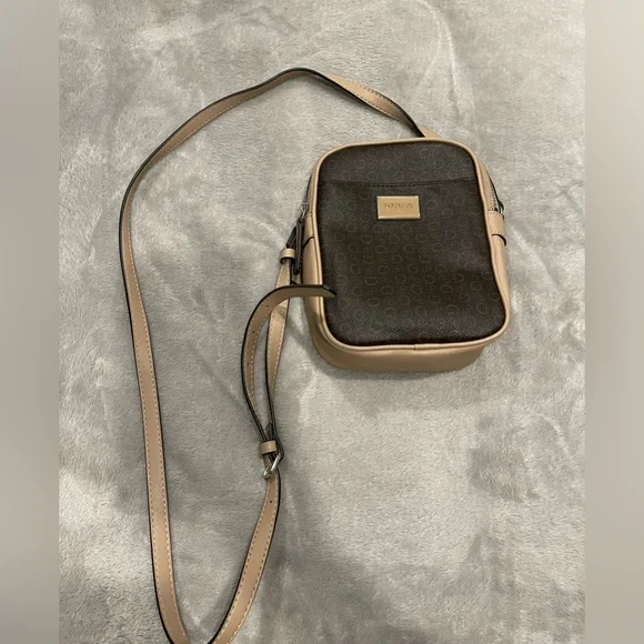 cross body purse Guess - Picture 2 of 3